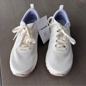 Women's New Balance Sneakers Arishi V3 off white size 8